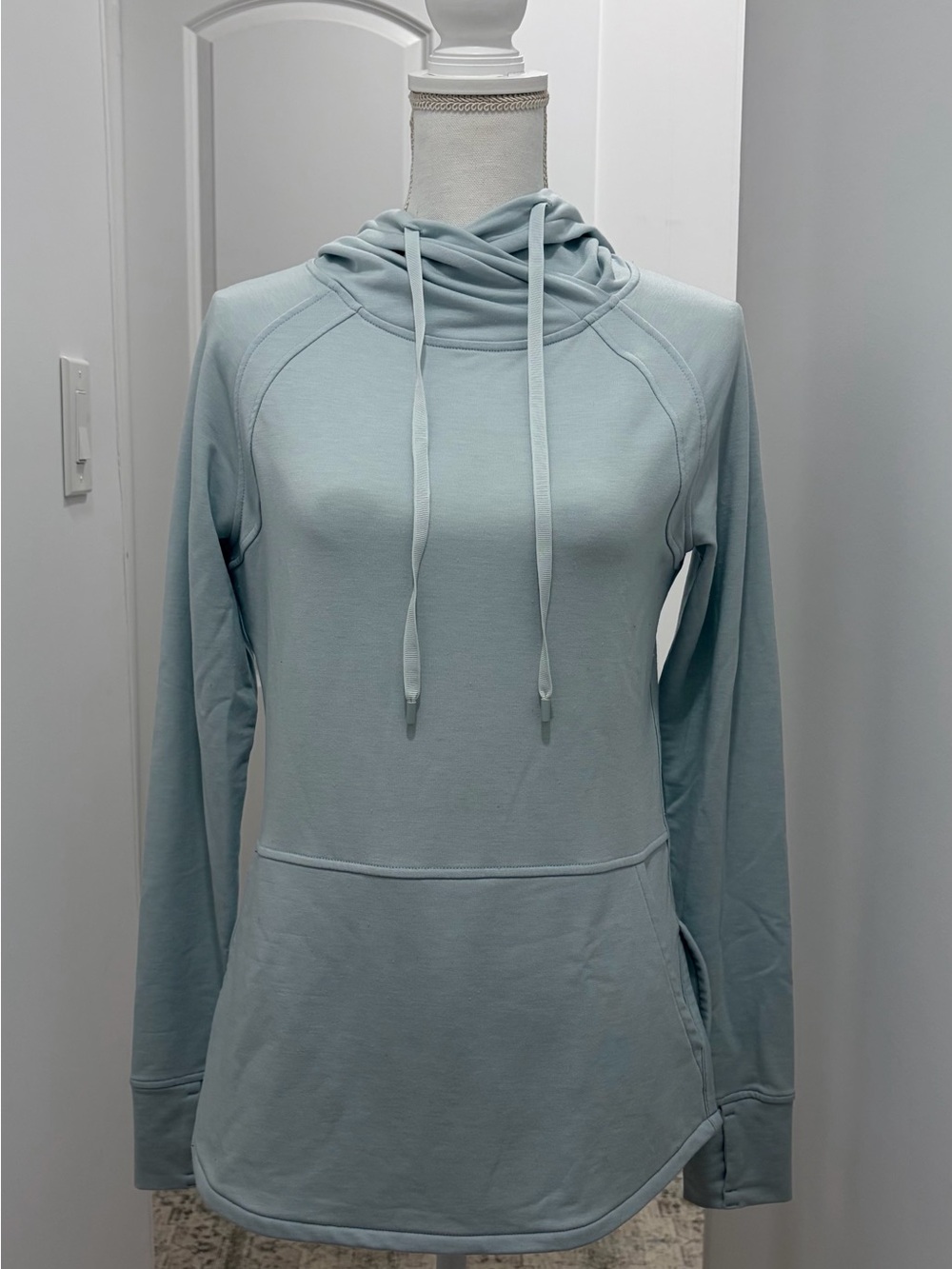 Title Nine Light Blue Women's Hooded Pullover Sweatshirt